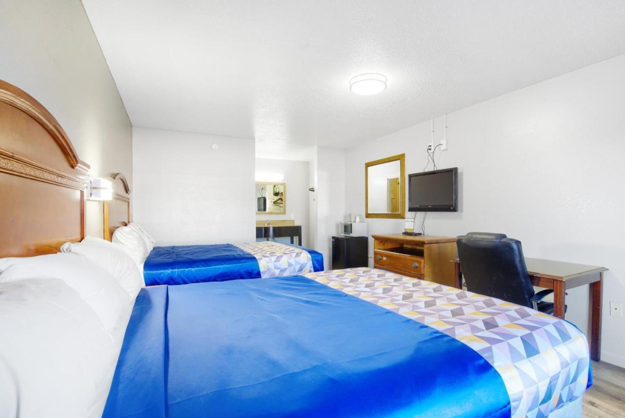 Adams Inn Dothan Eksteriør billede